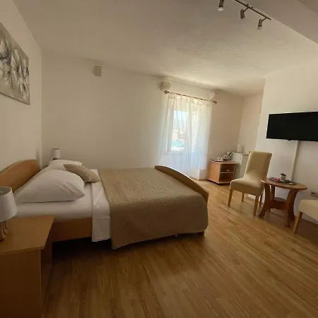Apartment Apartment Room Parcina Trogir