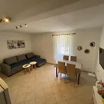 Apartment Room Parcina